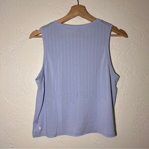 Lululemon Train to Be Tank
Daydream / Daydream
Size 6